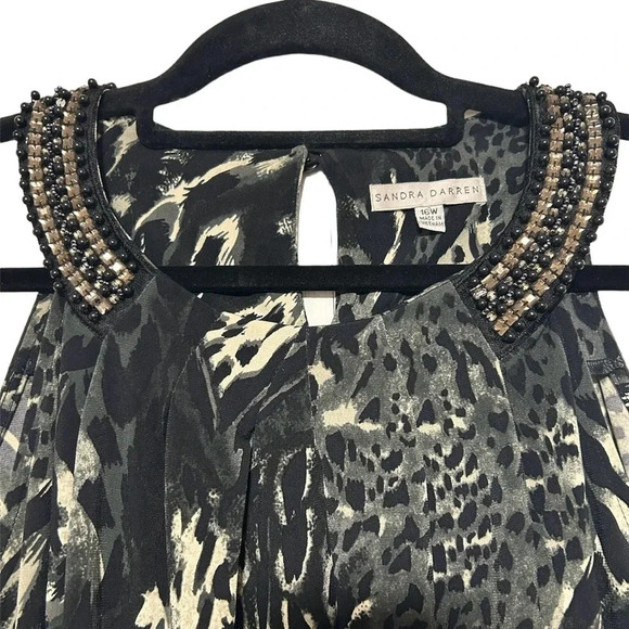 Sandra Darren Black/Green Animal Print Beaded Neckline Sleeveless Dress Sz 16W - Picture 3 of 5